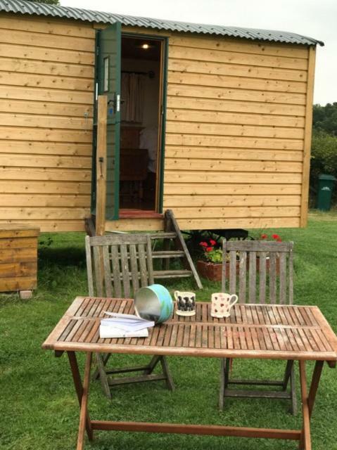 Hotel Shepherdshuts-Southeast Ashford  Exterior foto